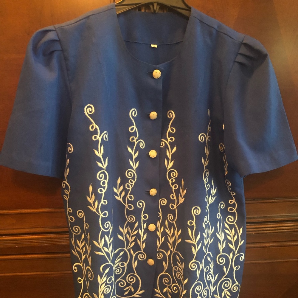 Blue and white blazer/blouse